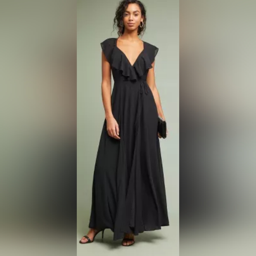 FASHION NOVA DRESS MAXI Open Back  Size SMALL